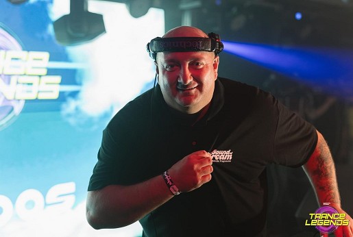 DJ jelene és múltja